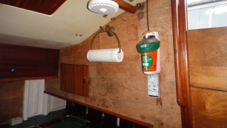 pantry-cockpit-vorher01